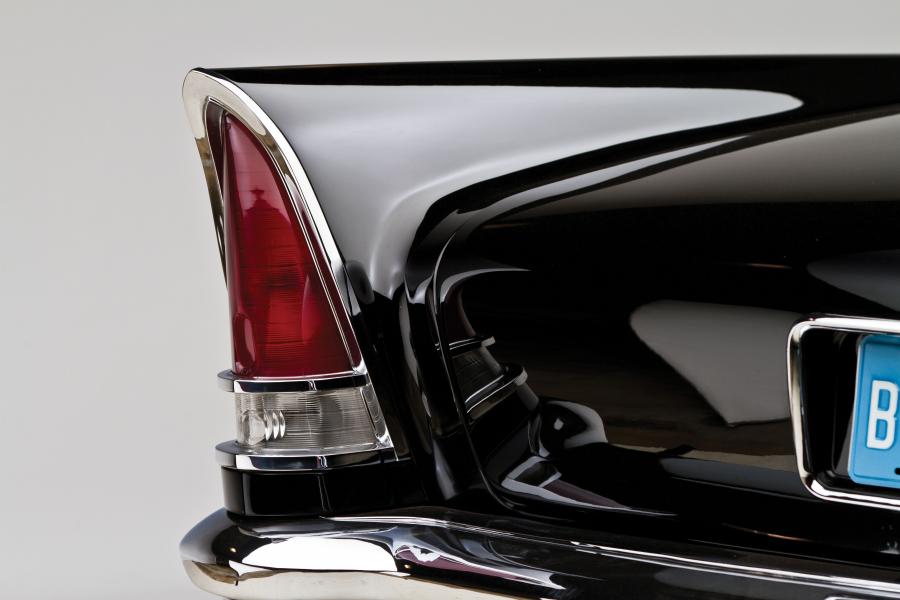  Chrysler 300C Convertible 1957 года  (фото 16 из 39)